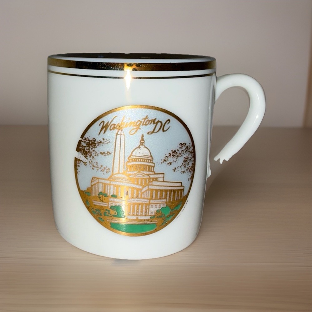 Vintage 1990 Silberne Washington DC Souvenir White Gold Trim Coffee Tea Cup Mug